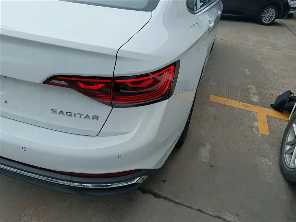 Volkswagen Sagitar 2025 Model Year Facelift 200TSI DSG Soaring Edition фото 7