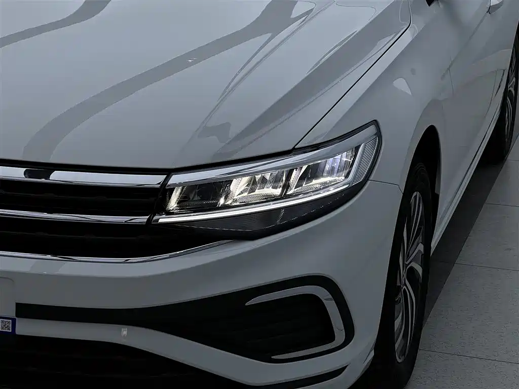Volkswagen Bora 2025 Facelift 200TSI DSG Navigation Edition фото 5