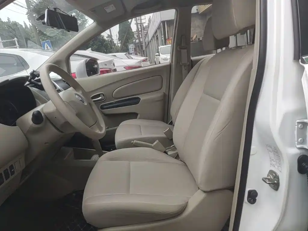 Venucia D50 2015 2013 1.6L Auto Fashion