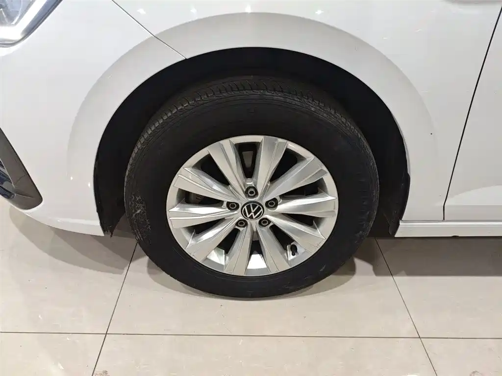Volkswagen Lavida 2023 Xinrui 1.5L Auto Xinyi Edition фото 23
