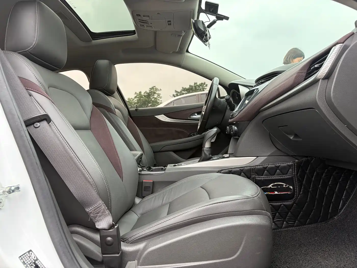 Chevrolet Malibu 2017 1.5T Automatic Luxury Edition фото 13