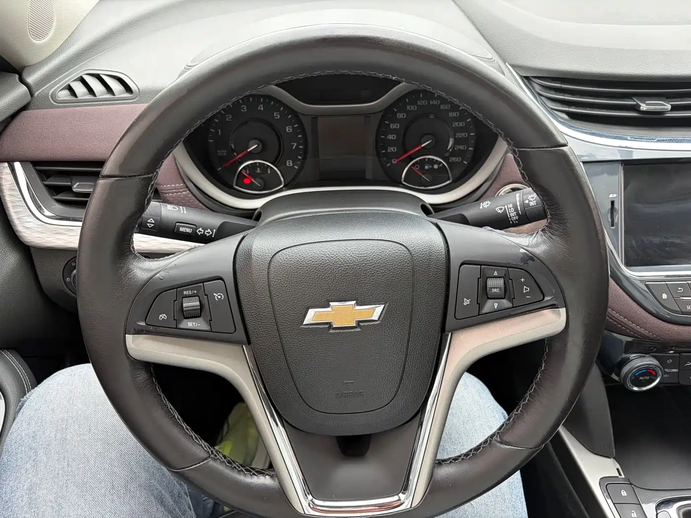 Chevrolet Malibu 2017 1.5T Automatic Luxury Edition фото 19