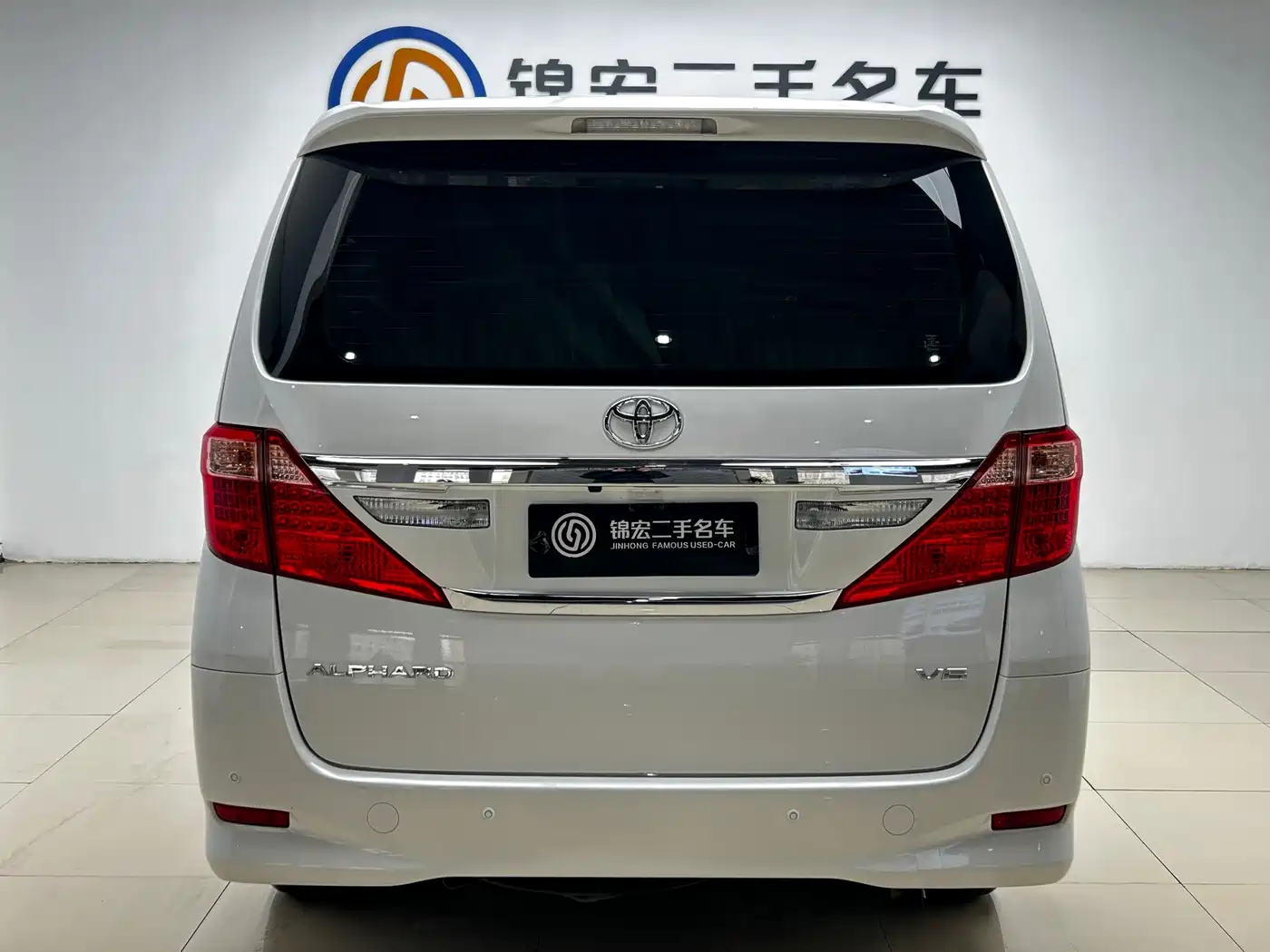 Toyota Alphard фото 25