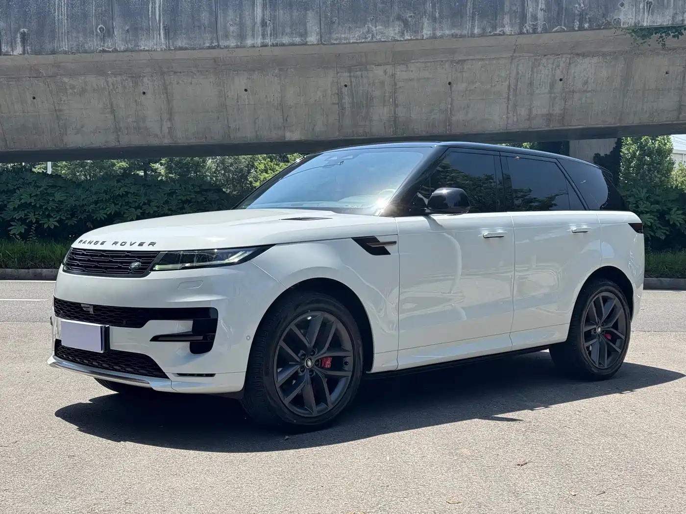 Land Rover Range Rover Sport 2025 400PS Dynamic SE