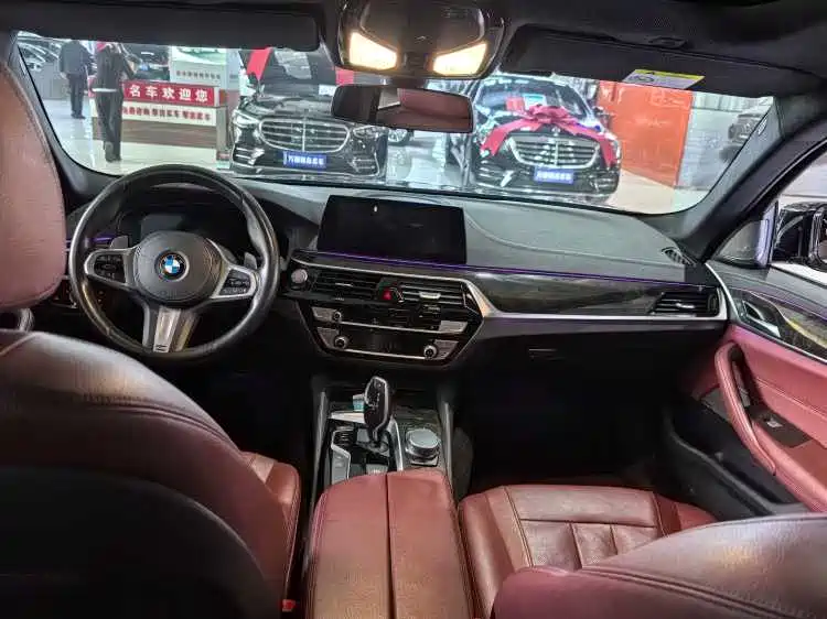 BMW 5 Series 2020 530Li Exclusive M Sport Package фото 12