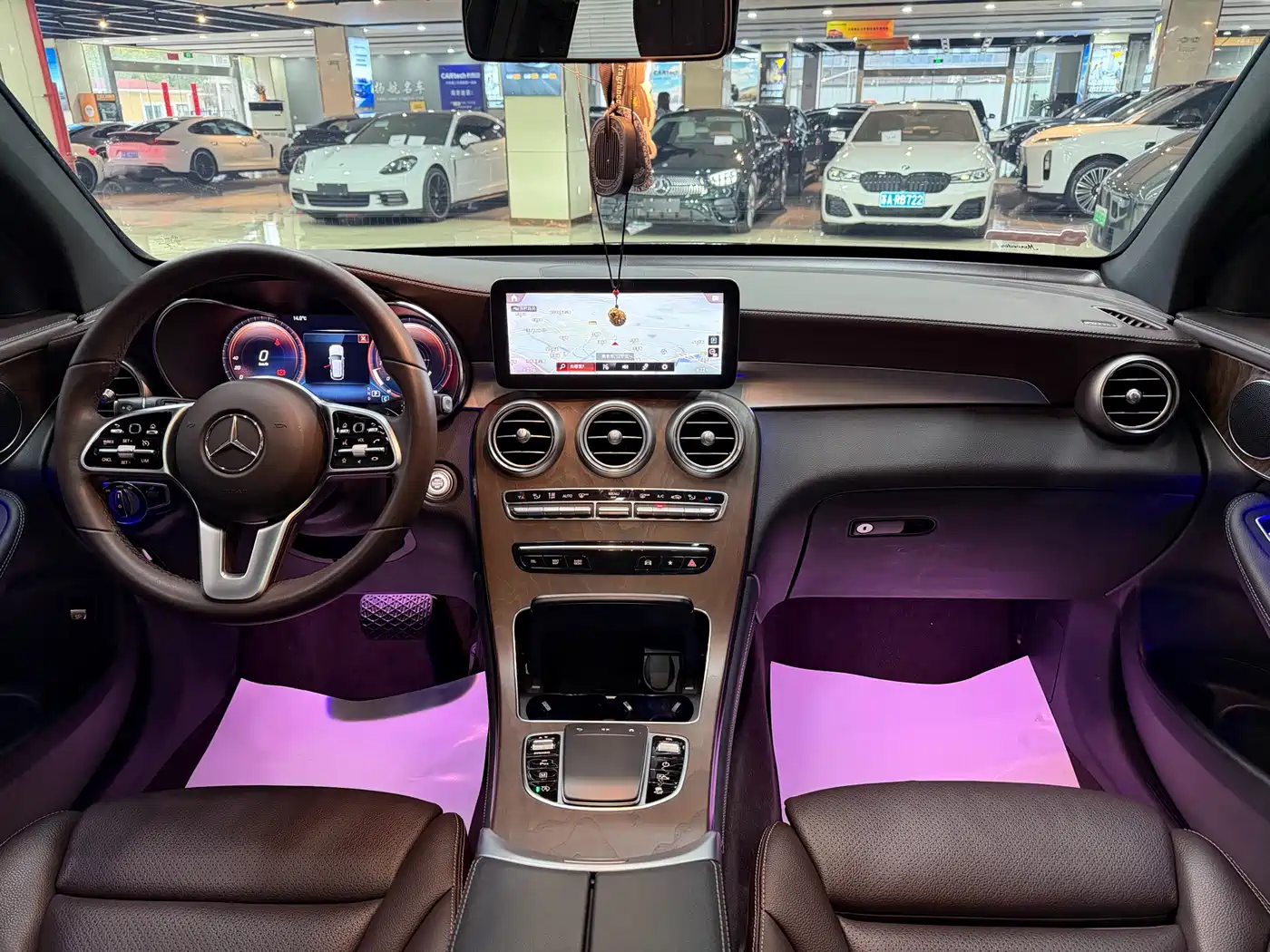 Mercedes-Benz GLC 2021 GLC 260 L 4MATIC Sporty фото 10