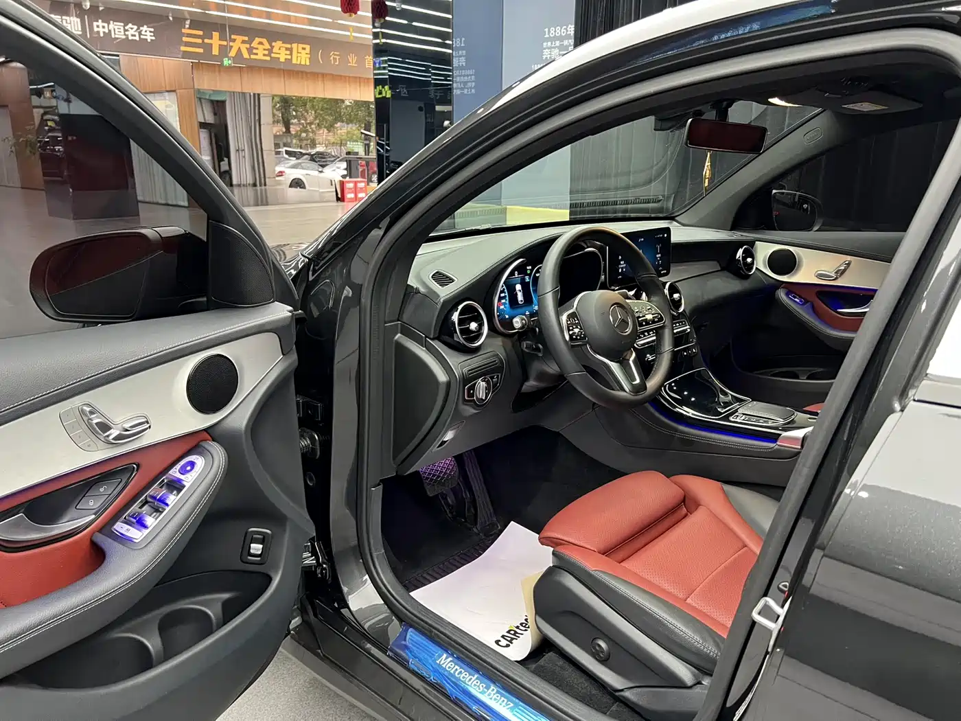 Mercedes-Benz GLC Coupe 2020 GLC 260 4MATIC Coupe SUV фото 7