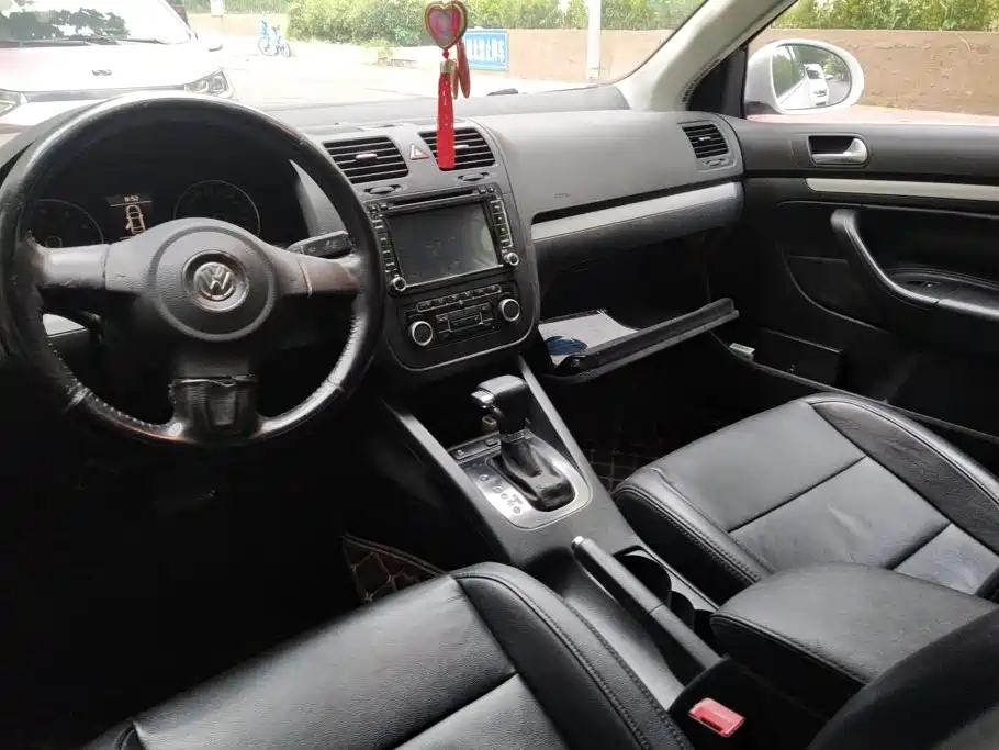 Volkswagen Sagitar 2012 2011 1.4TSI Auto Luxury