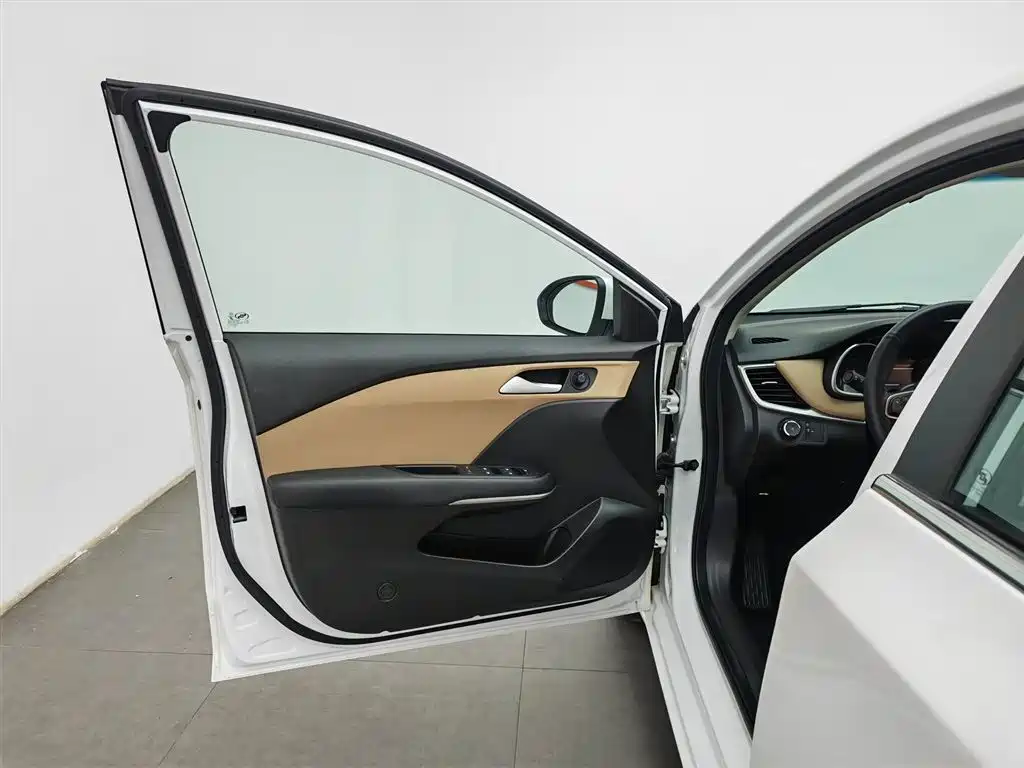 Chevrolet Monza 2022 320 Automatic Enjoyment Sunroof Edition фото 8
