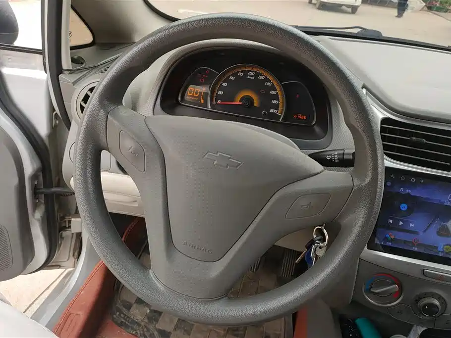 Chevrolet Sail 2011 Sedan 1.4L Manual Happiness Edition фото 15