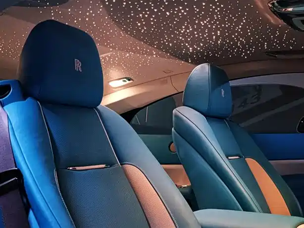 ROLLS-ROYCE PHANTOM