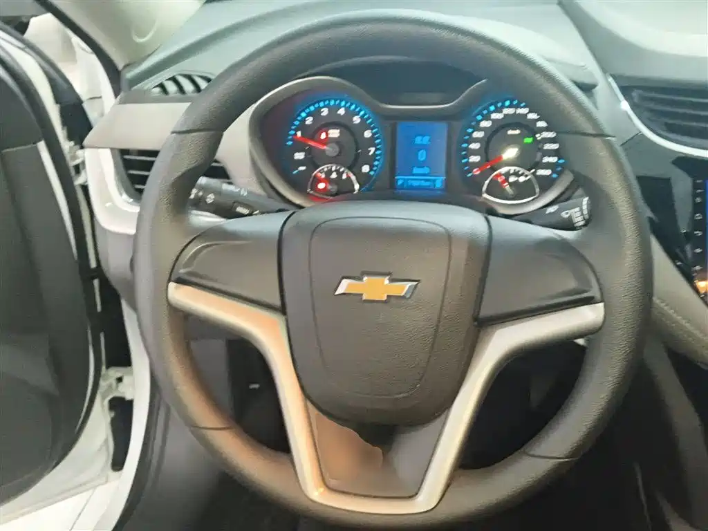 Chevrolet Malibu 2018 530T Automatic Comfort Edition фото 7