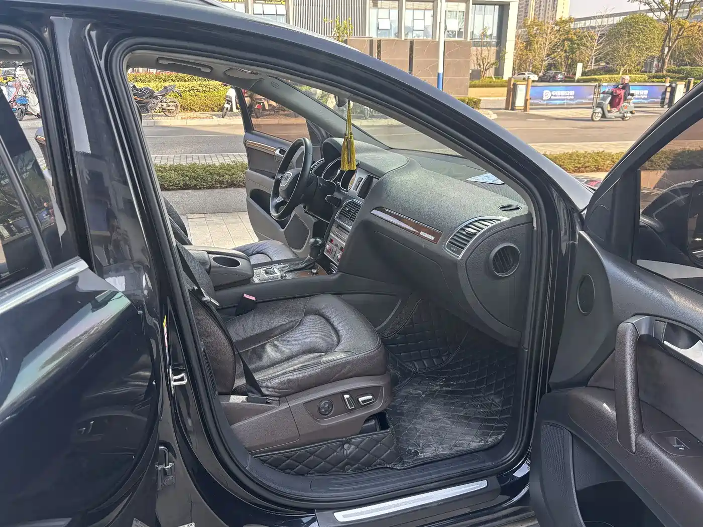 Audi Q7 2014 35 TFSI Progressive фото 16
