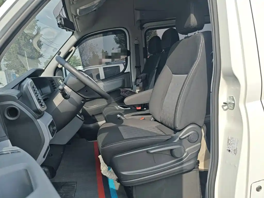 Photo 15 - Maxus Xintu V80