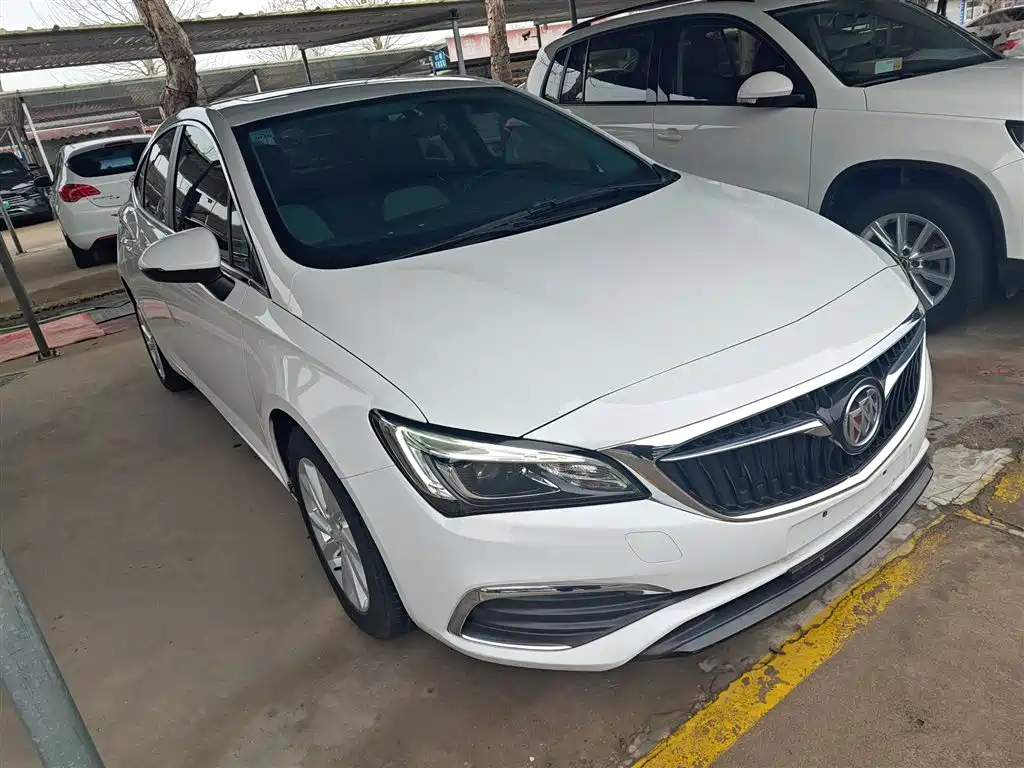 Buick Verano 2019 Sedan 15S Auto Leading фото 4