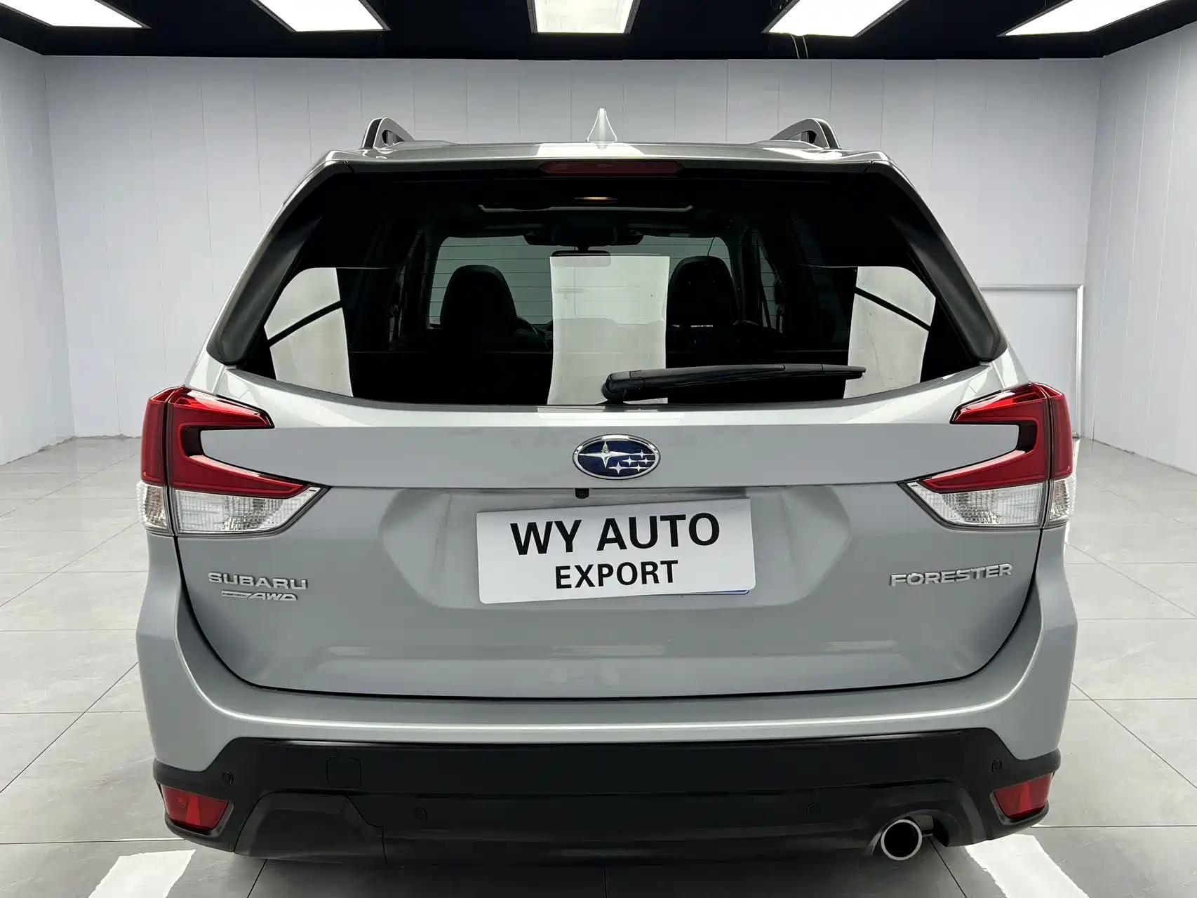 Photo 4 - Subaru Forester