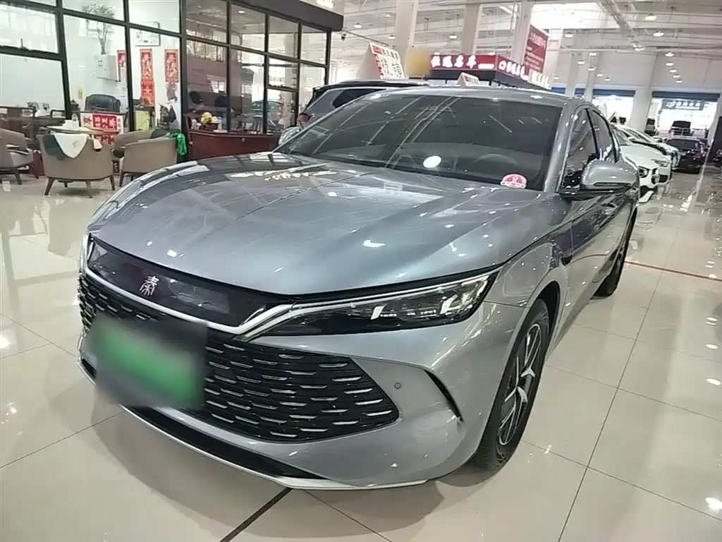 BYD Qin L 2025 DM-i Smart Drive Edition 120KM Leading
