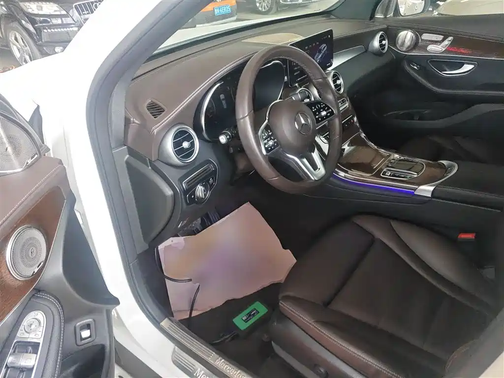 Mercedes-Benz GLC 2022 Facelift GLC 300 L 4MATIC Dynamic Collector's Edition фото 16