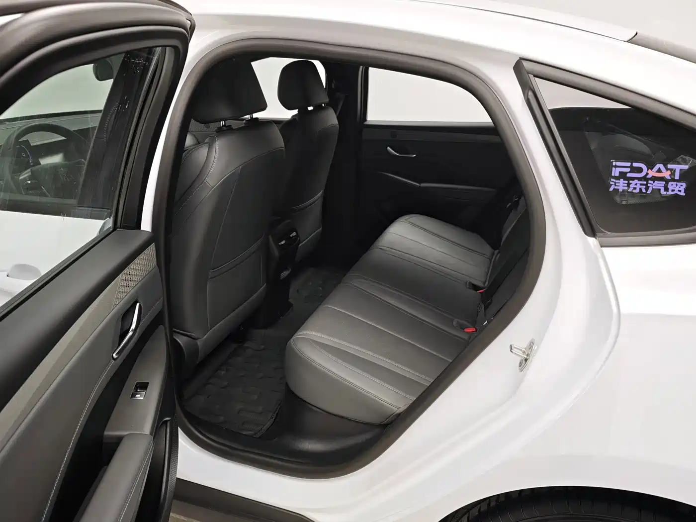 BYD Qin PLUS 2026 2026 Model DM-i 210KM Progressive Edition