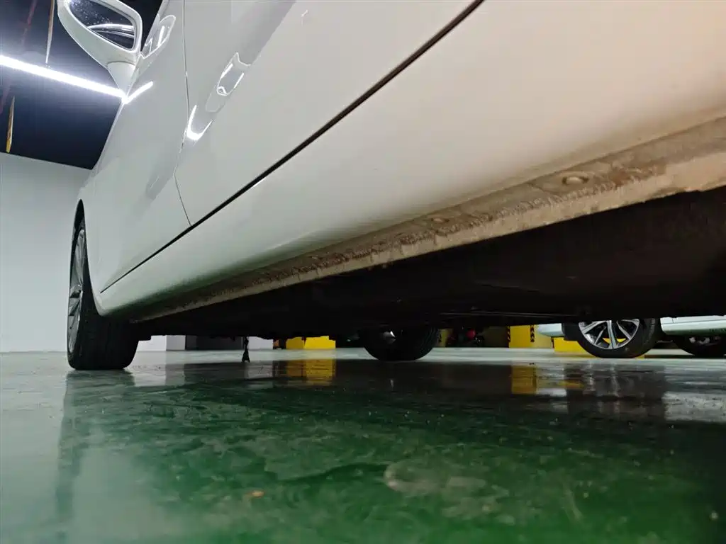 Hongqi H5 2018 30TD Smart Connect Agile Edition фото 18