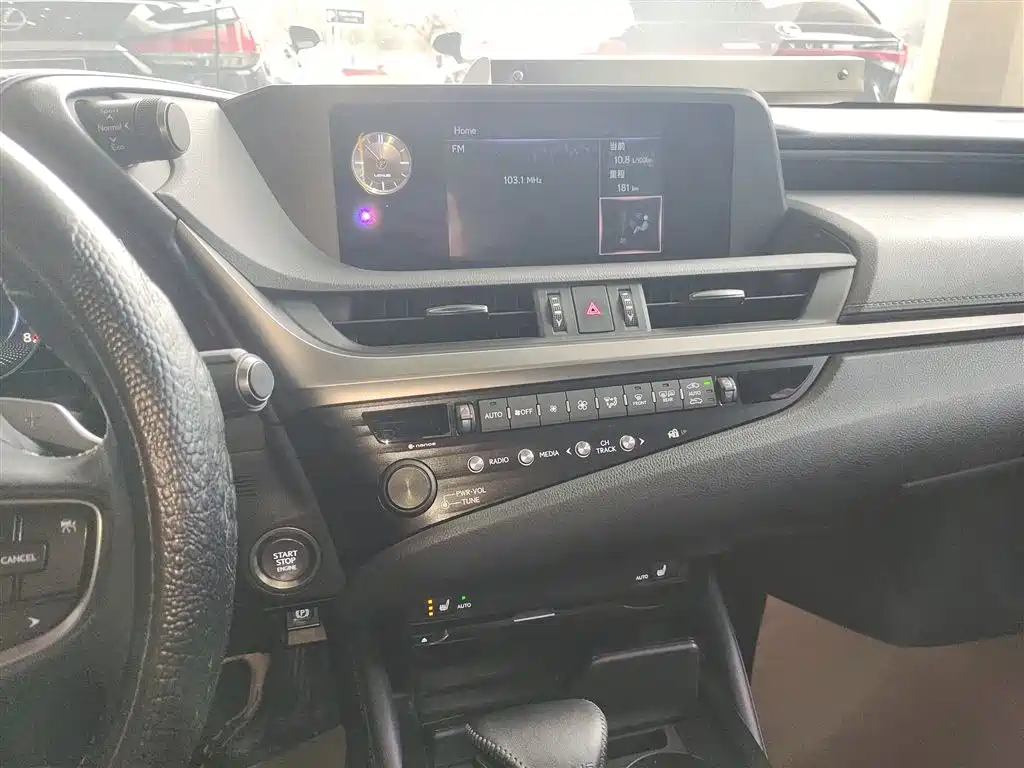 Lexus ES 2018 260 Excellence Edition China V фото 13