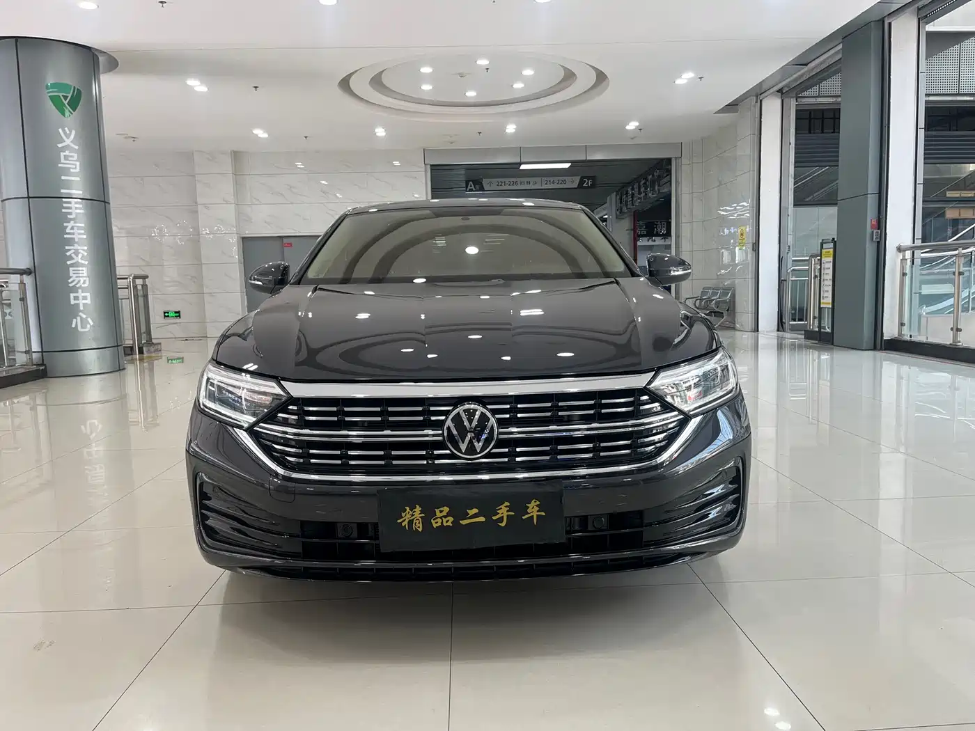 Volkswagen Sagitar, миниатюра 2