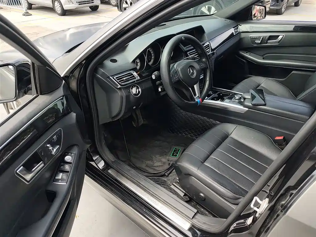 Mercedes-Benz E-Class 2015 Facelift E 260 L Sport фото 16