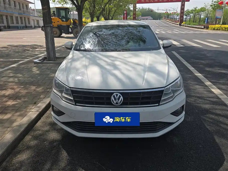Volkswagen Jetta 2017 1.5L Manual Fashion фото 2
