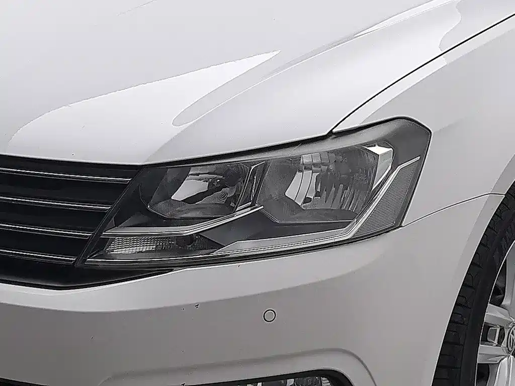 Photo 7 - Volkswagen Lavida Tour