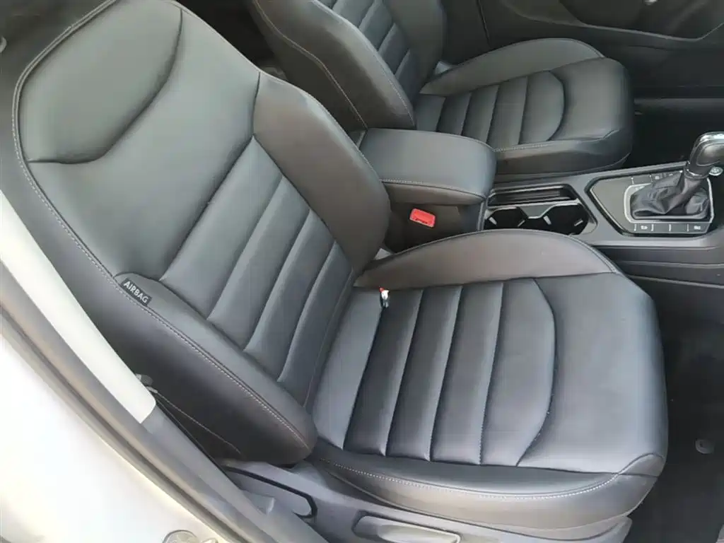 Volkswagen Tharu 2020 280TSI 2WD Comfort Edition China VI фото 25