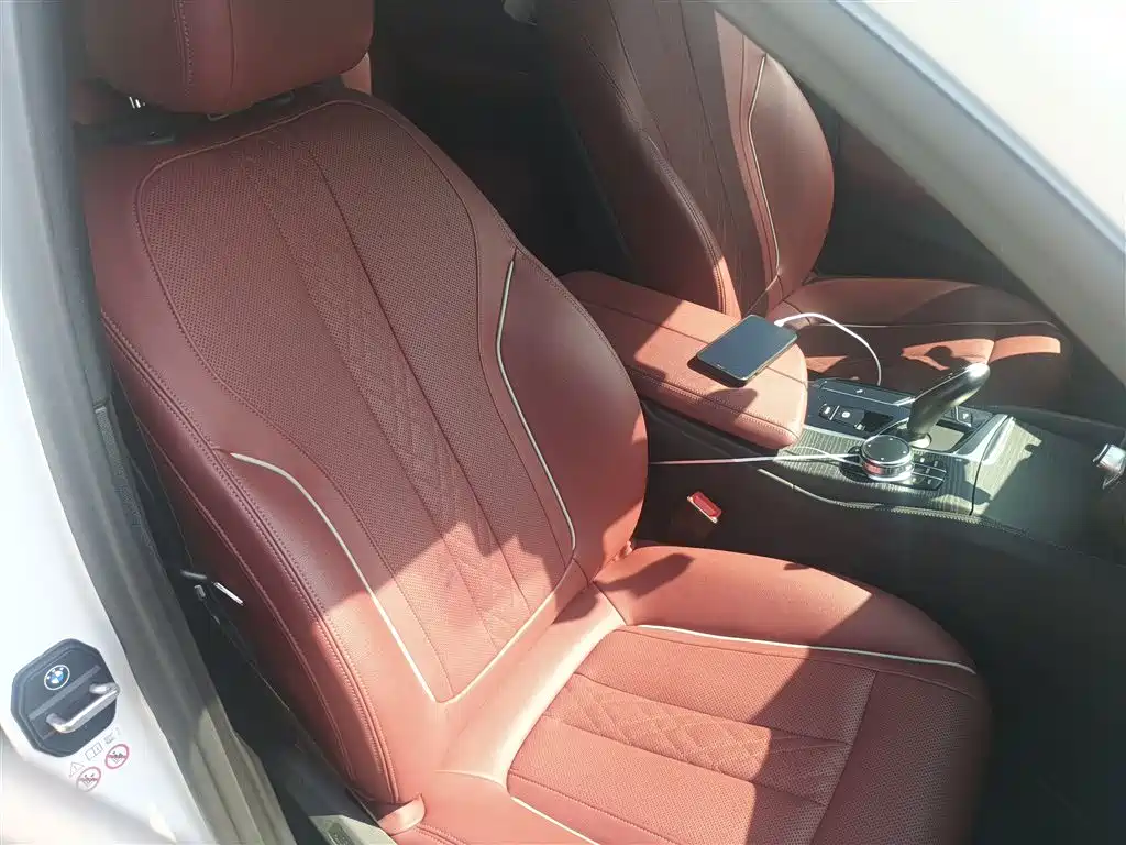 BMW 5 Series 2022 Model Second Facelift 530Li Leading M Sport Package фото 20