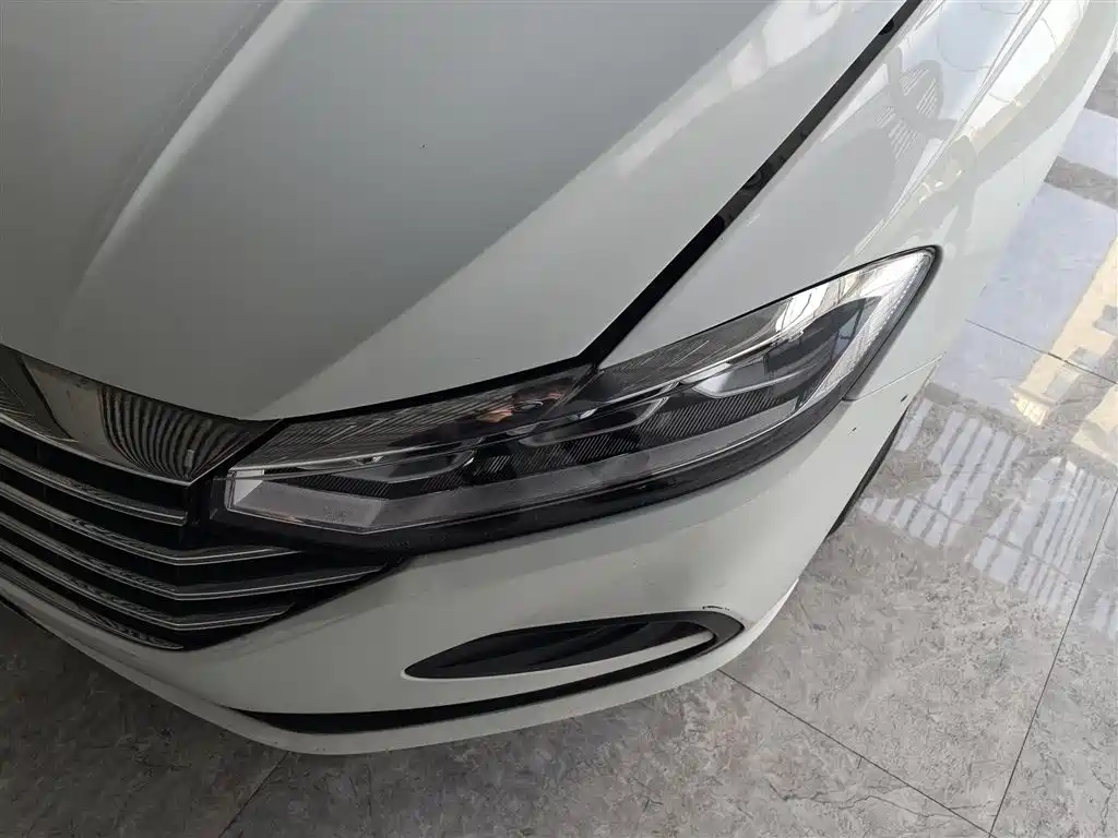 Volkswagen Lavida 2023 1.5L Auto Delight Edition фото 24