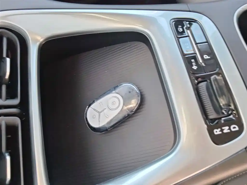Geely Galaxy Starry Wish 2026 Edition 310km Youth Version фото 9