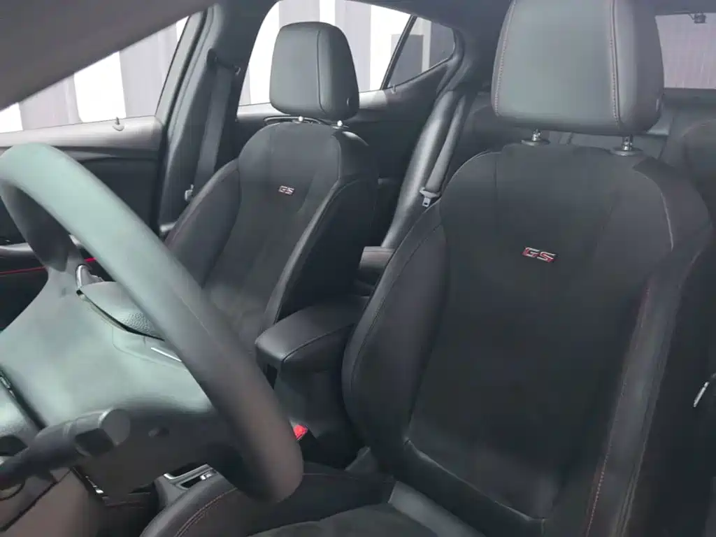 Photo 15 - Buick Verano
