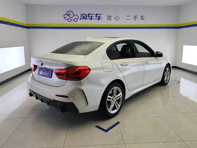 BMW 1 Series 2021 Facelift 120i M Sport Shadow Edition — фото 3