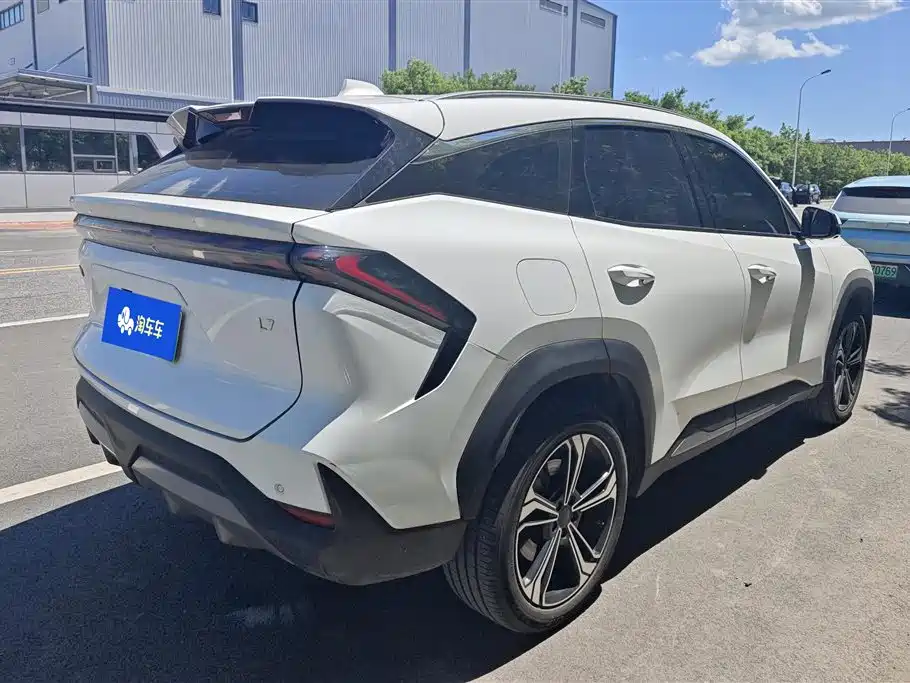 Geely Galaxy Galaxy L7 2024 1.5T 115km Starship Soaring Dragon Edition фото 3