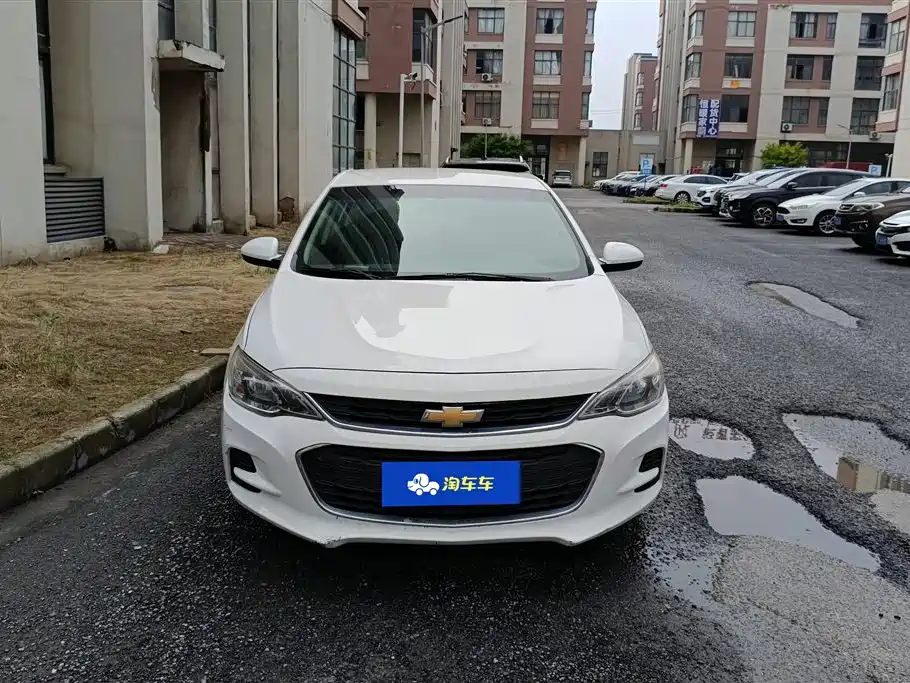 Chevrolet Cavalier 2016 1.5L Automatic Enjoyment Edition фото 2