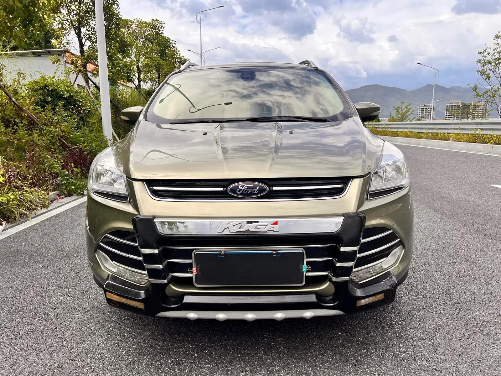 Фото 2 - Ford Kuga