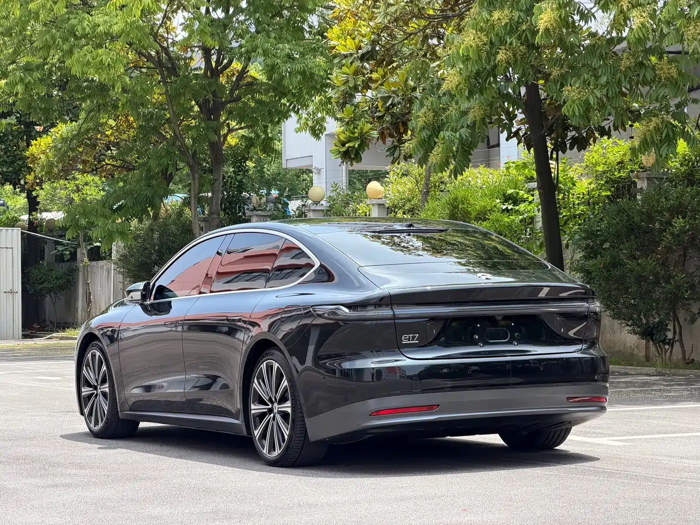 NIO ET7 2024 75kWh Executive Signature Edition фото 4