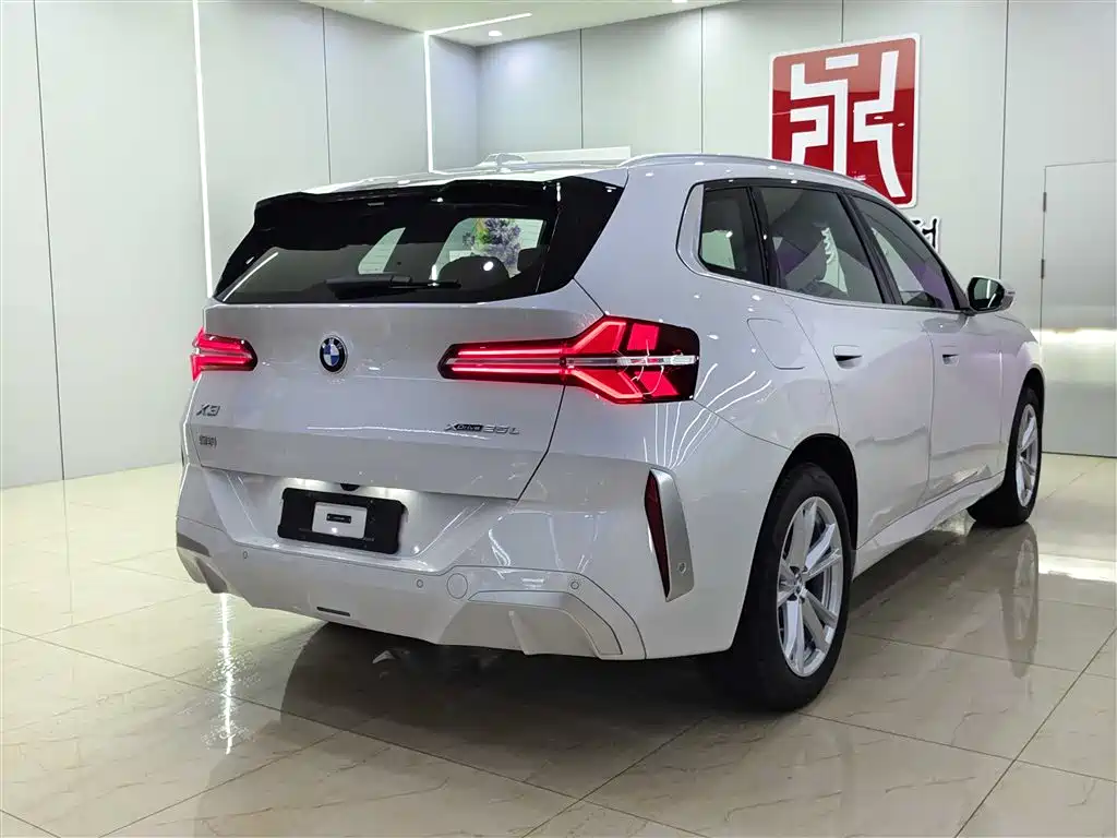 BMW X3 2025 xDrive25L Luxury Package фото 6