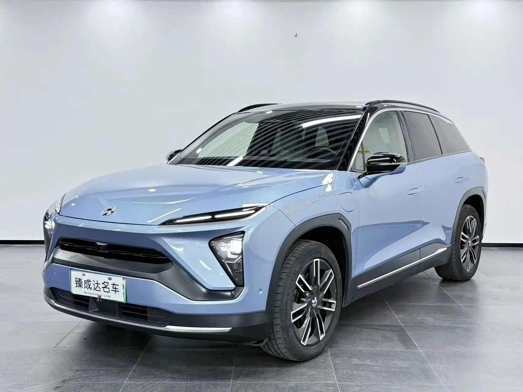 Фото 1 - NIO ES6