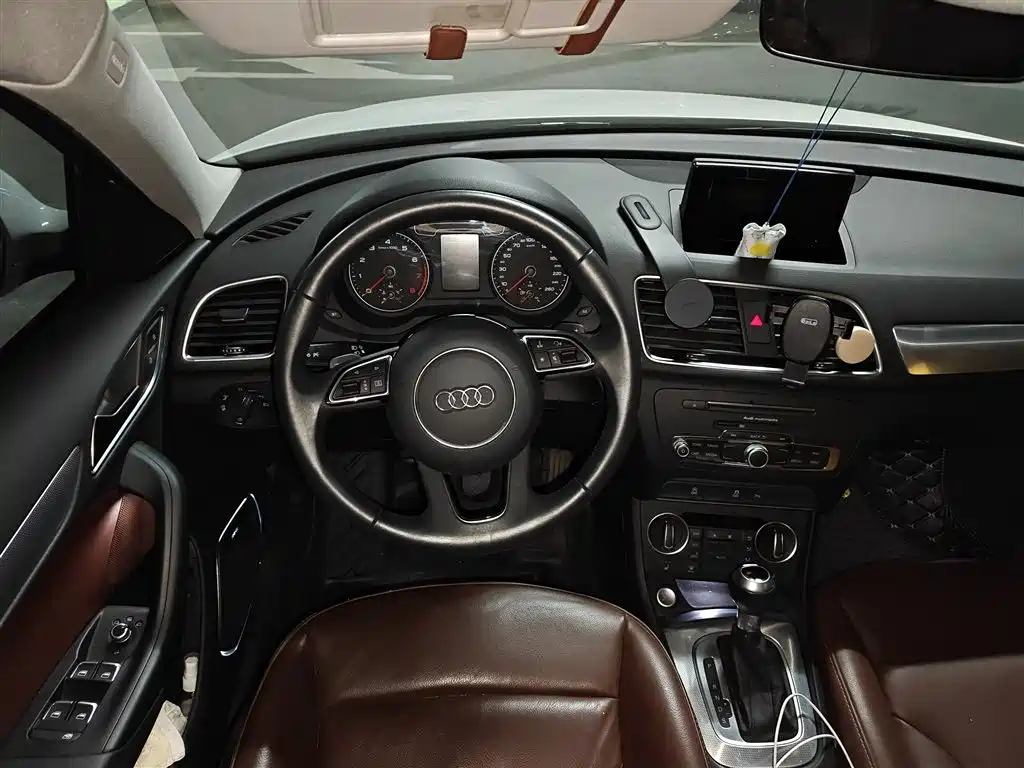 Audi Q3 2018 30th Anniversary Edition 30 TFSI Style фото 3