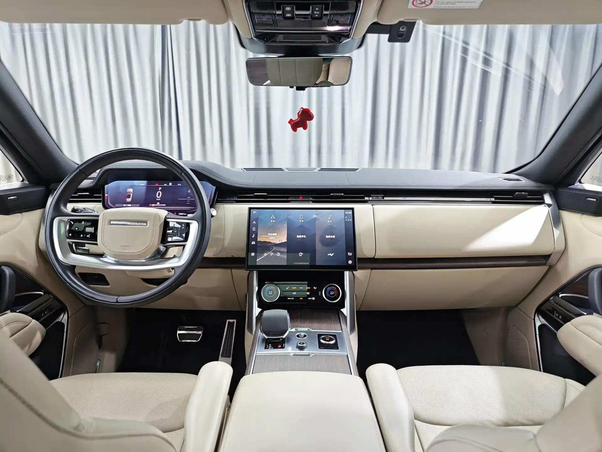 Фото 8 - Land Rover Range Rover