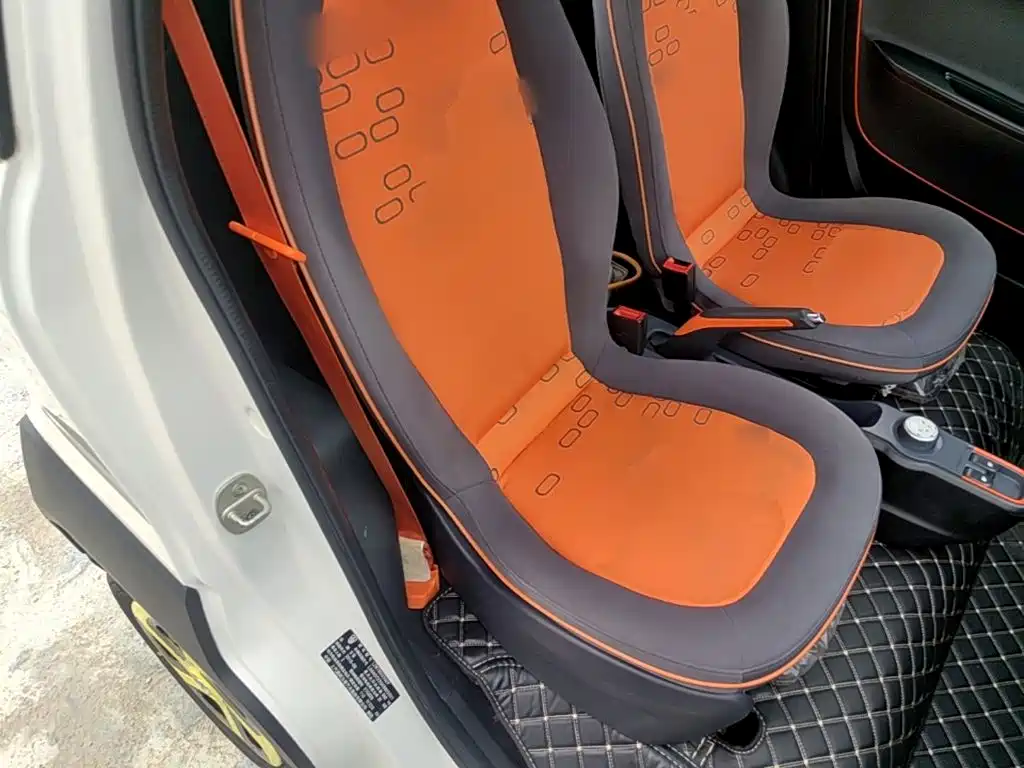 Фото 25 - Baojun E100