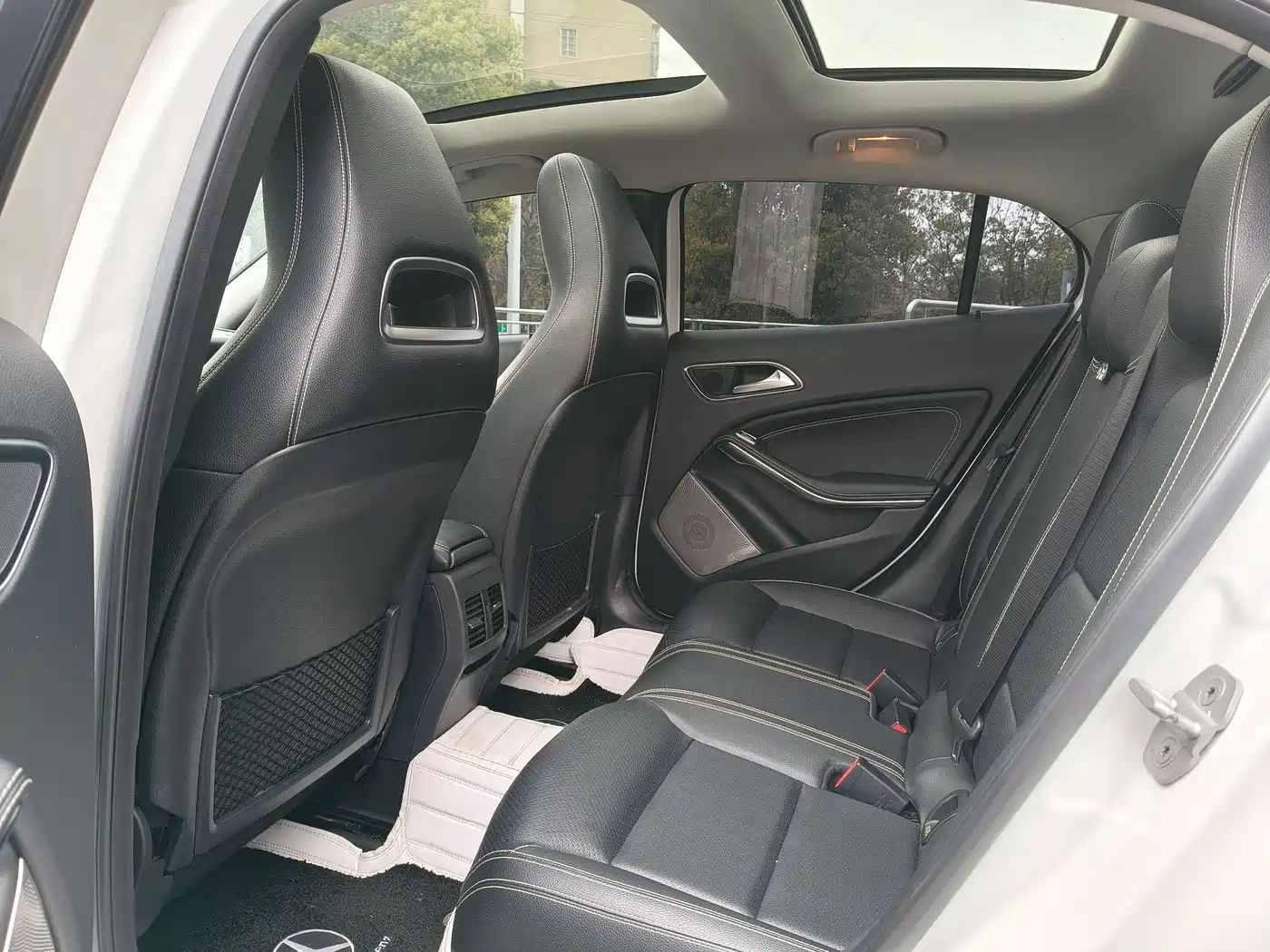 Mercedes-Benz GLA 2016 GLA 200 Fashion фото 9