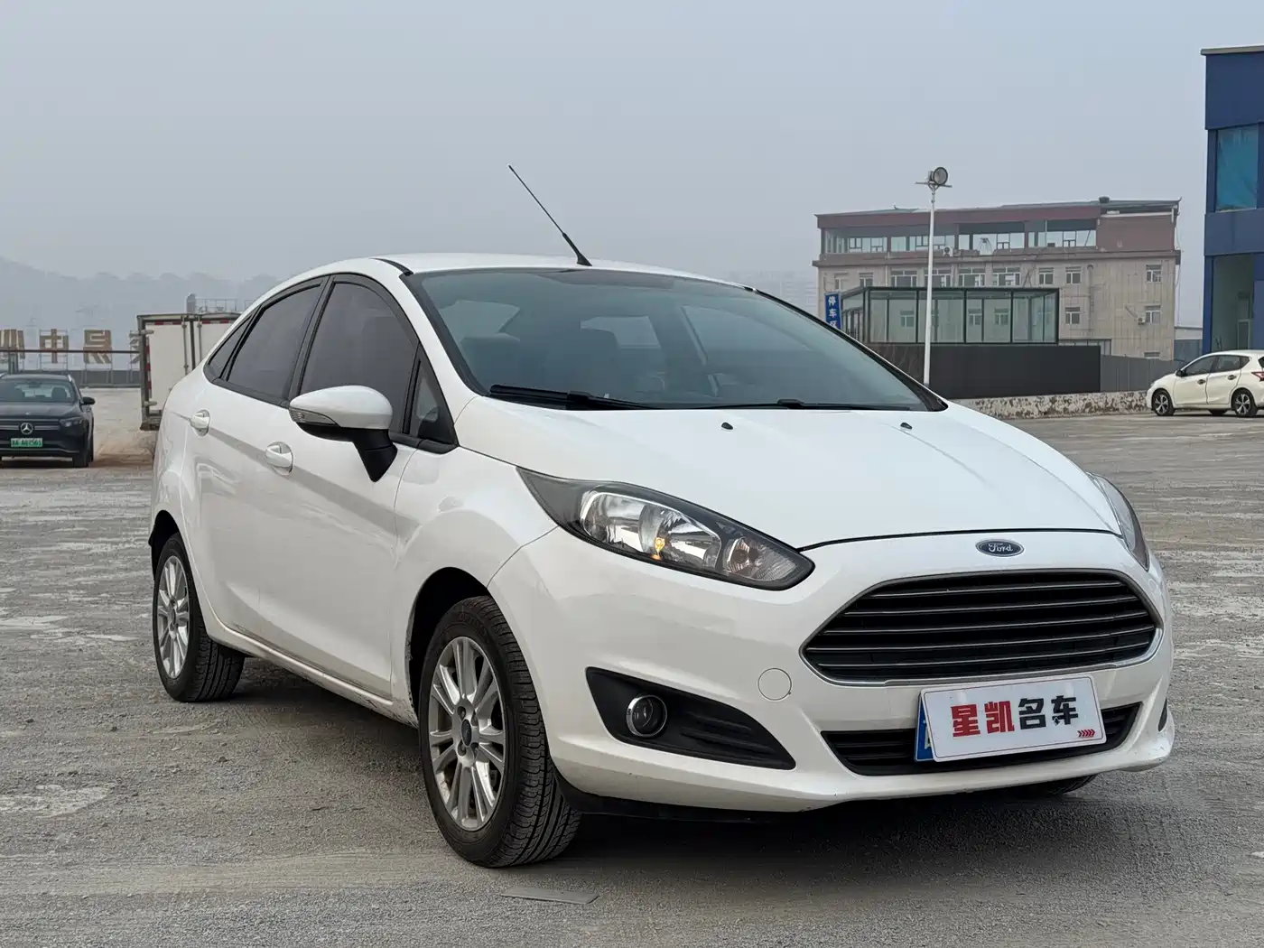 Ford Fiesta 2014 2013 Sedan 1.5L Automatic Fashion