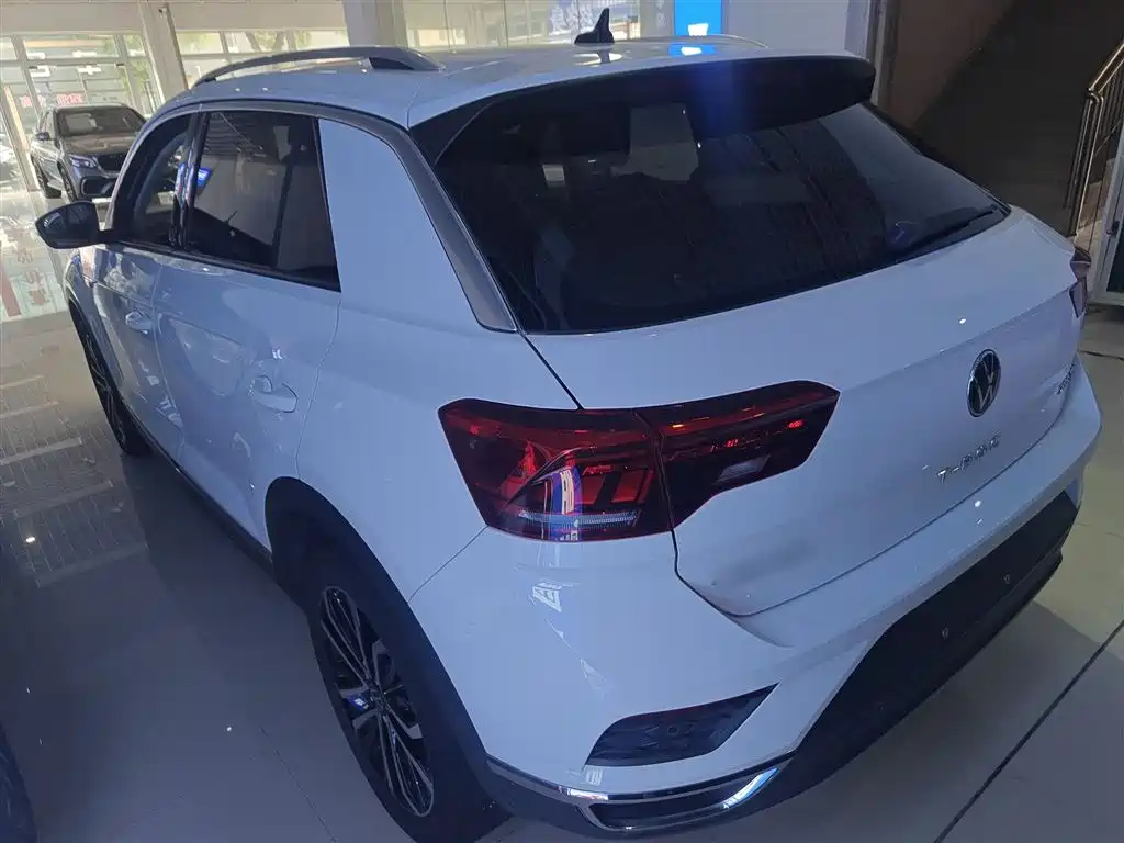 Volkswagen T-ROC 2022 280TSI DSG 2WD Comfort PLUS фото 5