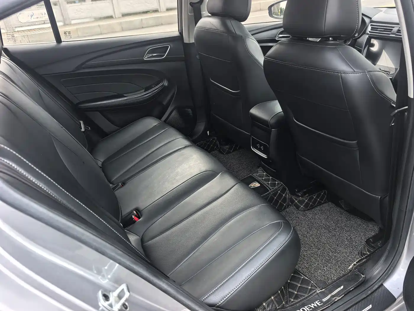 Roewe i5 2019 2019 GL 20T Auto 4G Connected Super Cool Play Version