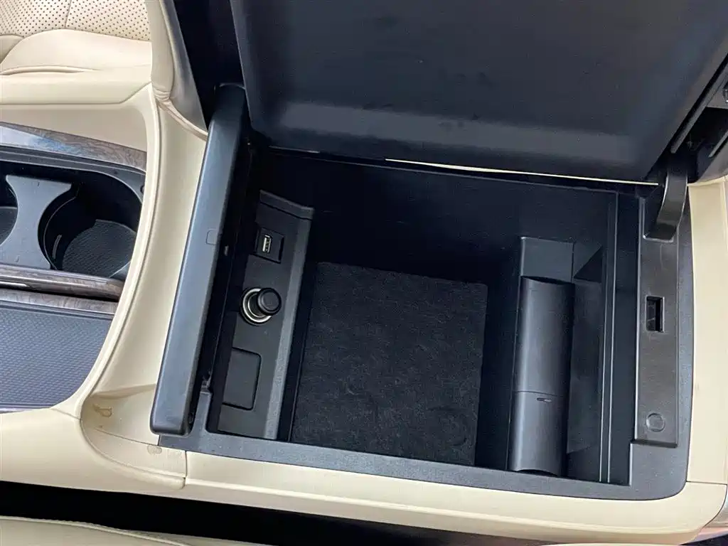 Toyota Alphard 2023 Dual Hybrid 2.5L Ultimate Gold Edition фото 28