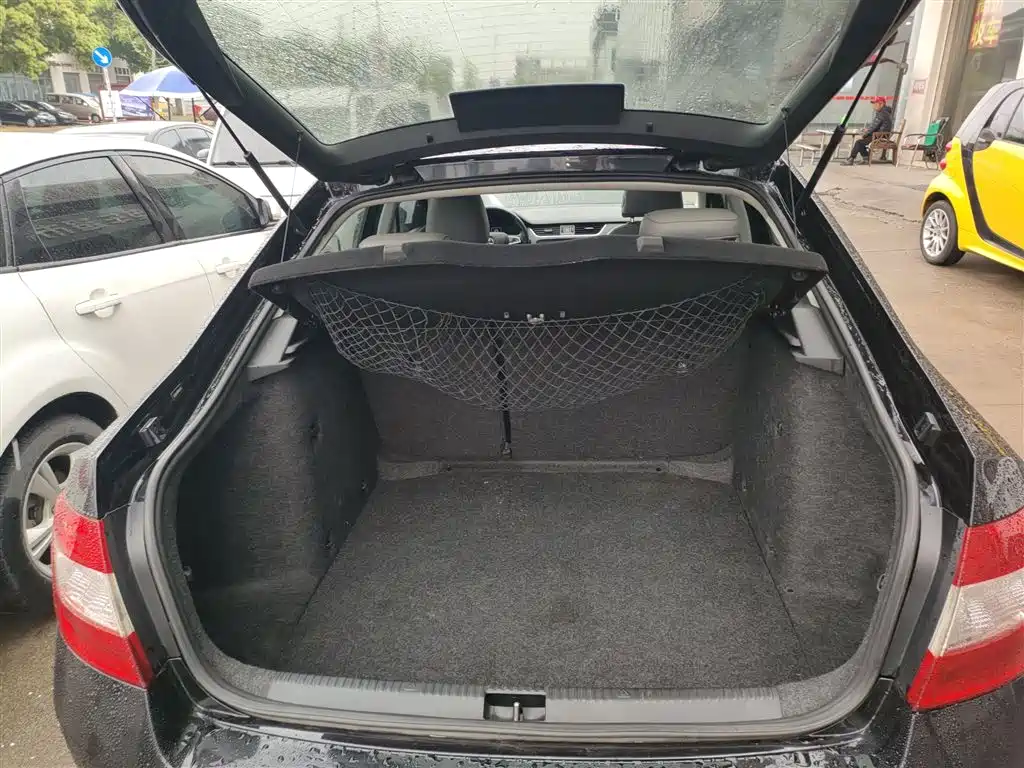 Škoda Octavia 2015 1.6L Manual逸俊版 фото 19